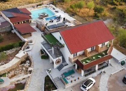 Hotel B&B Mama Mia 오브로박 외부 사진